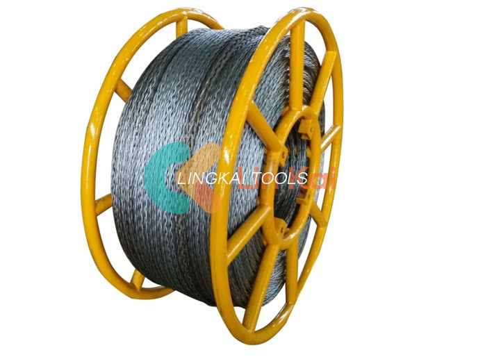 12 Strands Strength Galvanized Anti Twist Steel Wire Rope 20mm Para sa Paghila ng Apat na Bundled Conductors Sa Transmission Line
