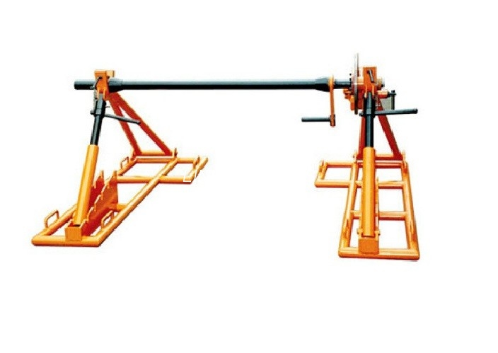 Line Stringing Cable Drum Lifting Jacks , 7T Hydraulic Cable Jack With Motor