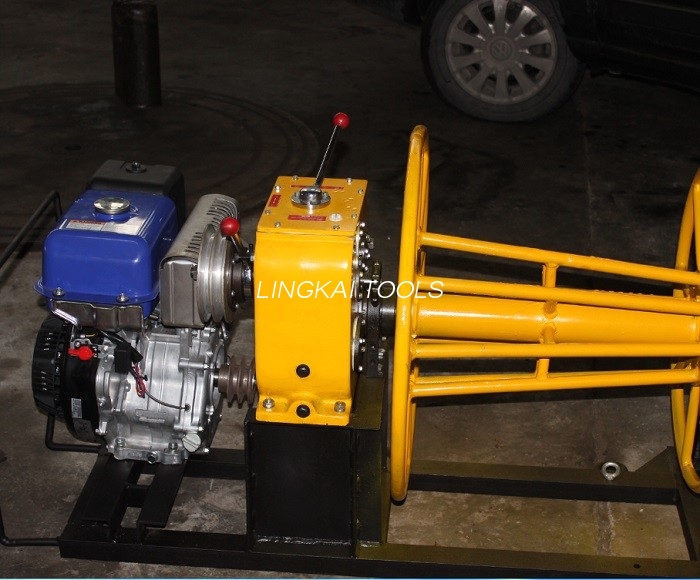 Gasoline Engine Wire Rope Winch 2 Ton Para sa Wire Take Up / Wire Rope Rewinder
