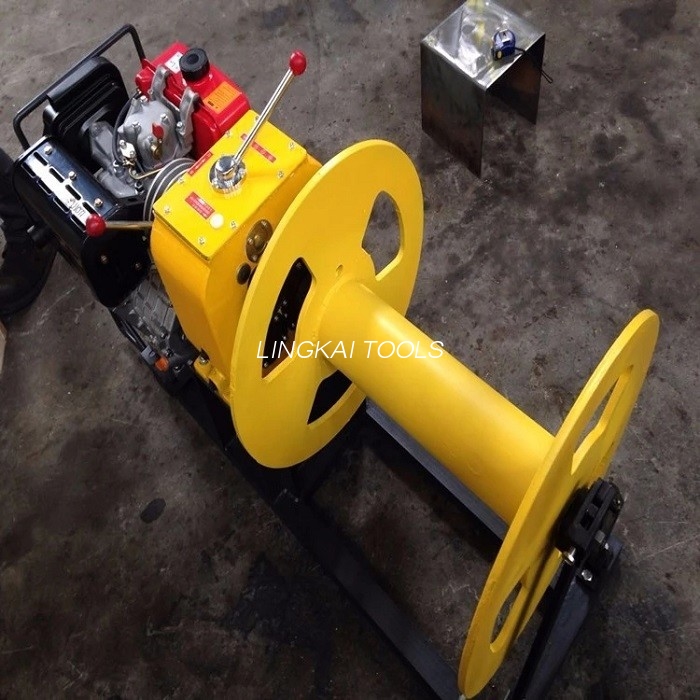 Gasoline / Diesel Engine Cable Winch Puller Take Up Winch Stringing Equipment 2 Ton