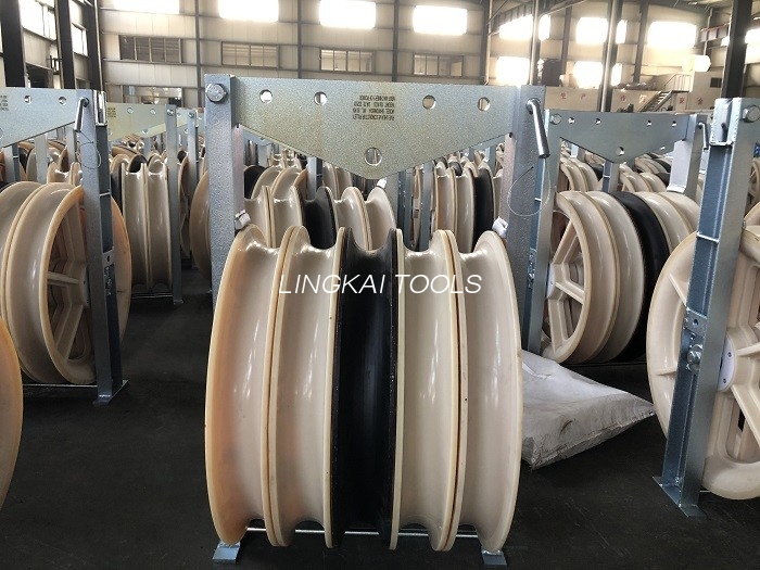 40KN MC Nylon Stringing Pulleys Bundled Conductor Pulley Para sa Transmission Line