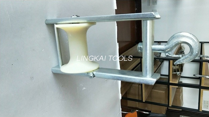 Matibay na Pulley Blocks na May Aluminum Nylon Sheave Roller Bunch Conductor Block Aerial Cable Stringing Roller