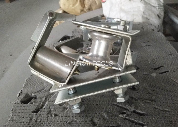 Ang Aluminum Wheel Nylon Sheave ay Nakapirming Sa Pole Para sa Conductor Paghila ng Arm Skyward Corner Stringing Pulley Block